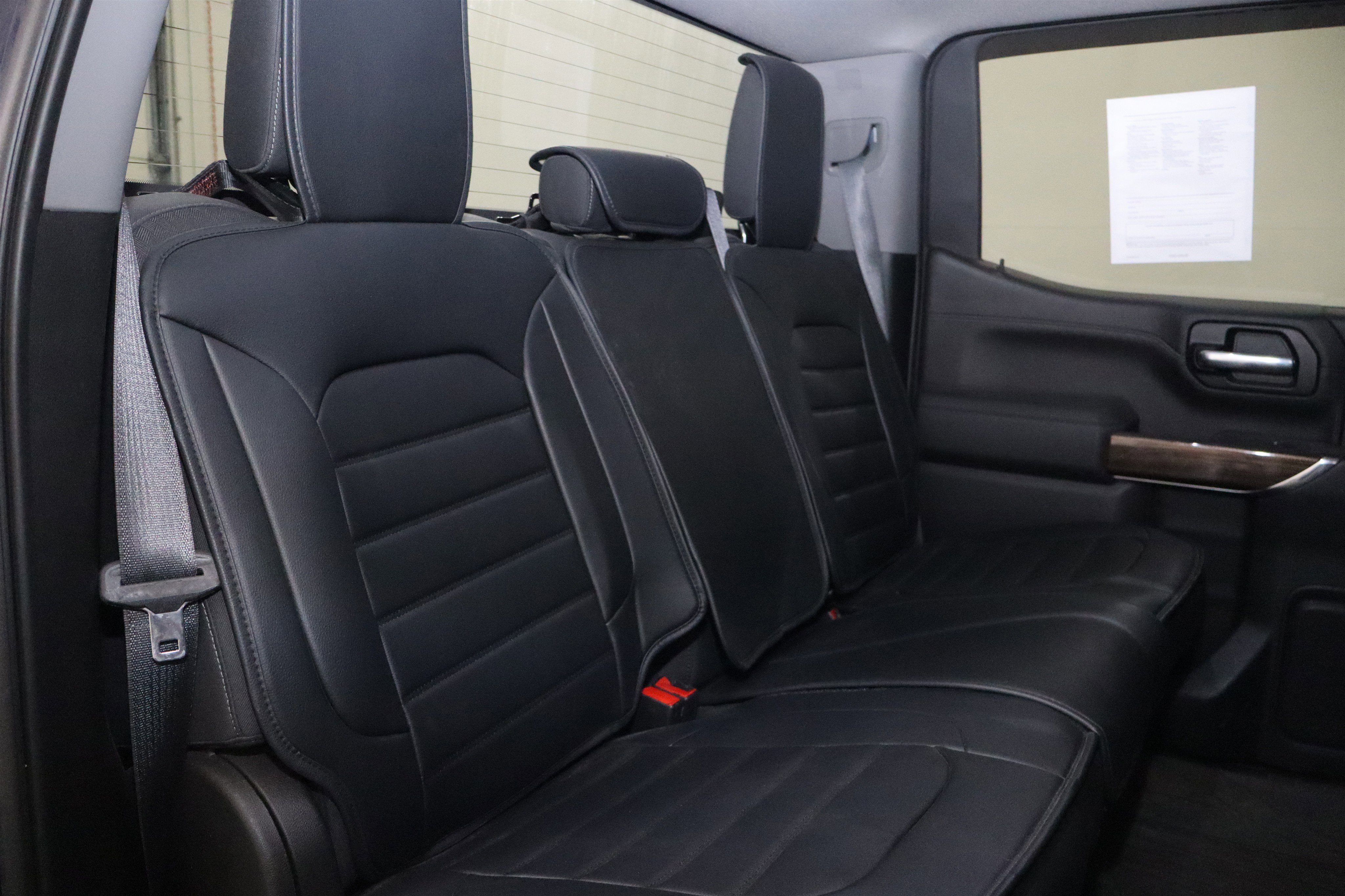 Used 2020 Chevrolet Silverado 1500 RST w/ RST Value Package AWD/4WD image 21