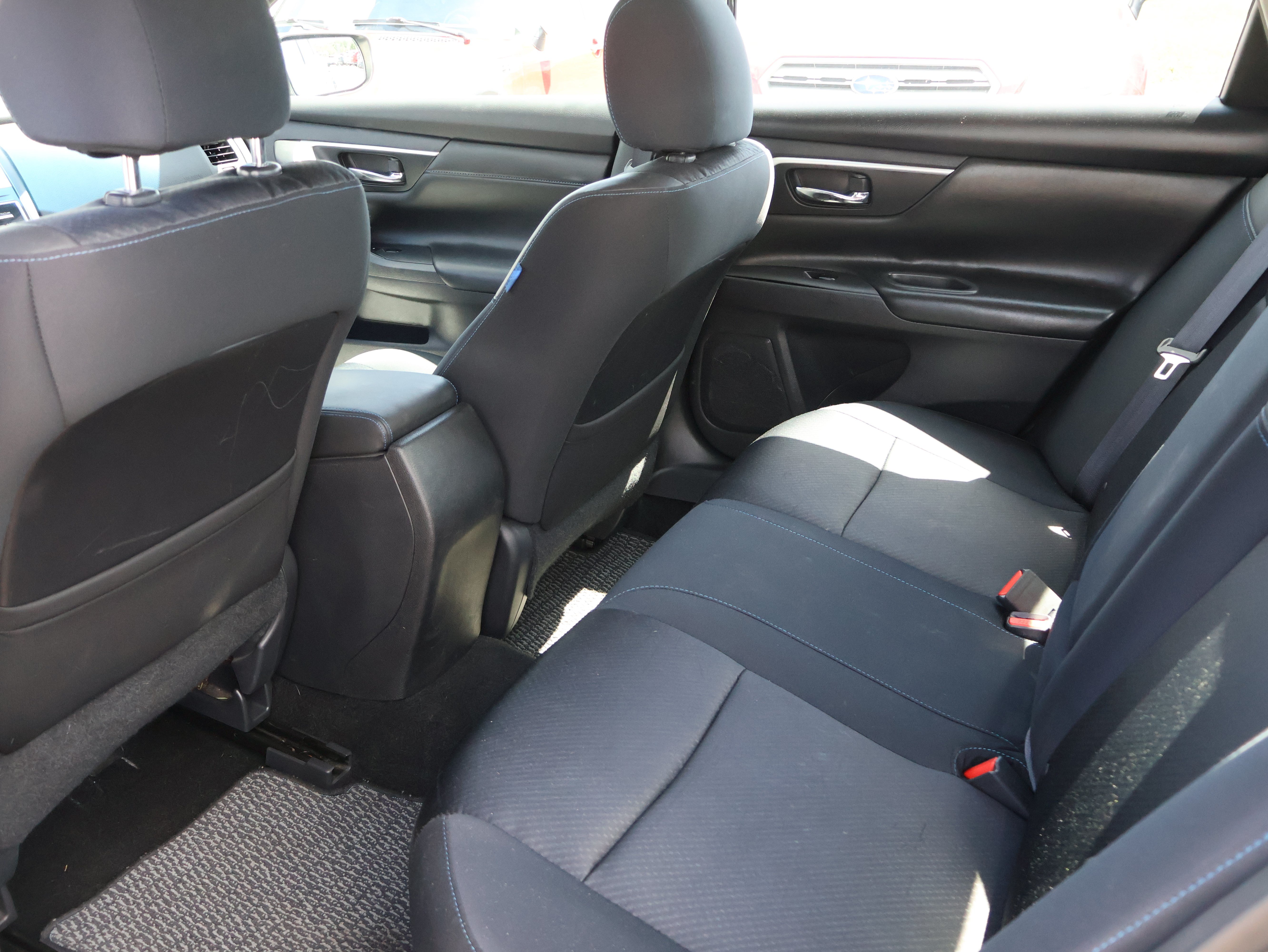 Used 2016 Nissan Altima 2.5 SR FWD image 16