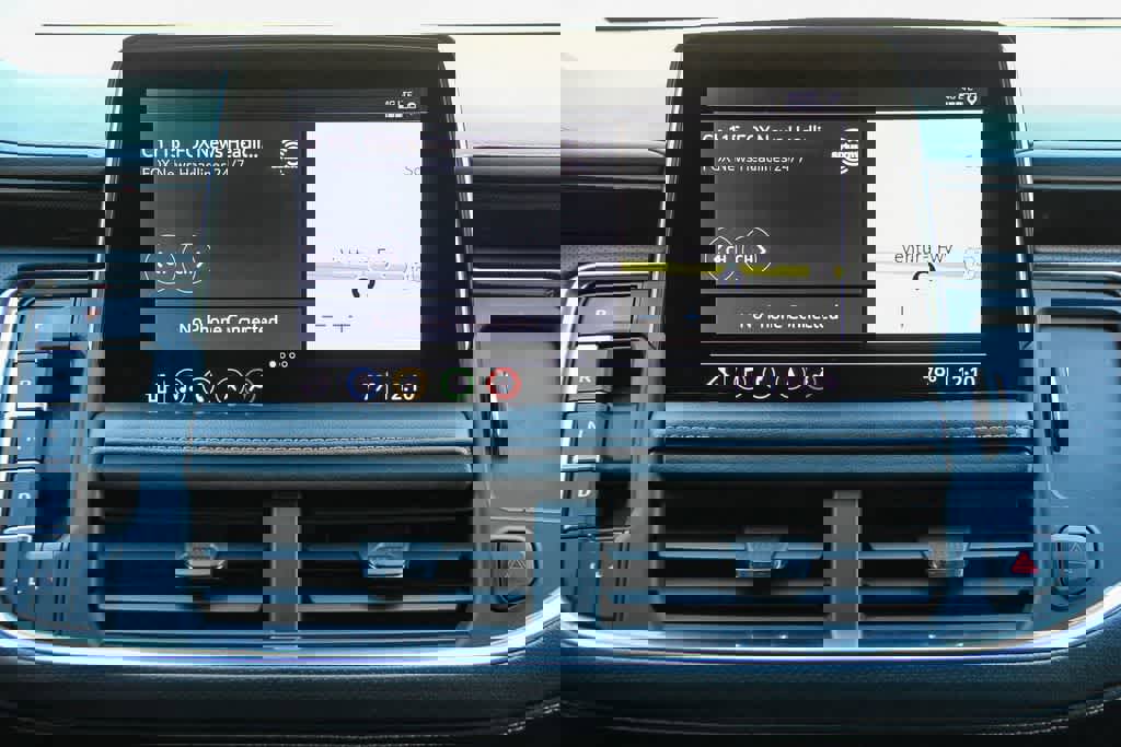 Used 2021 GMC Yukon AT4 w/ Rear Media and Nav Package image 15