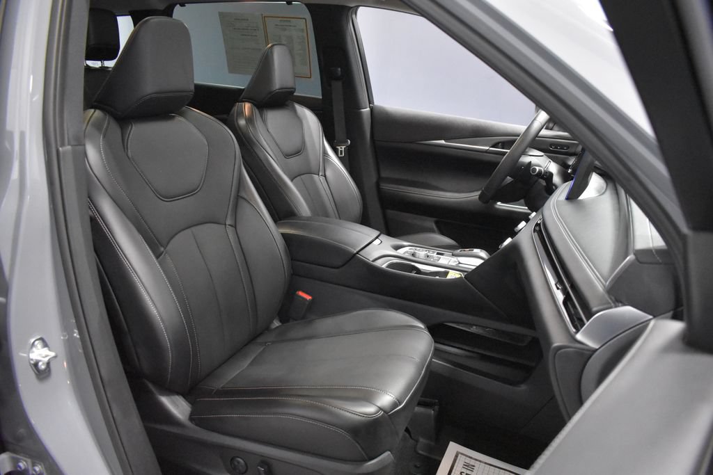 Used 2026 INFINITI QX60 Luxe w/ Cargo Package AWD/4WD image 14