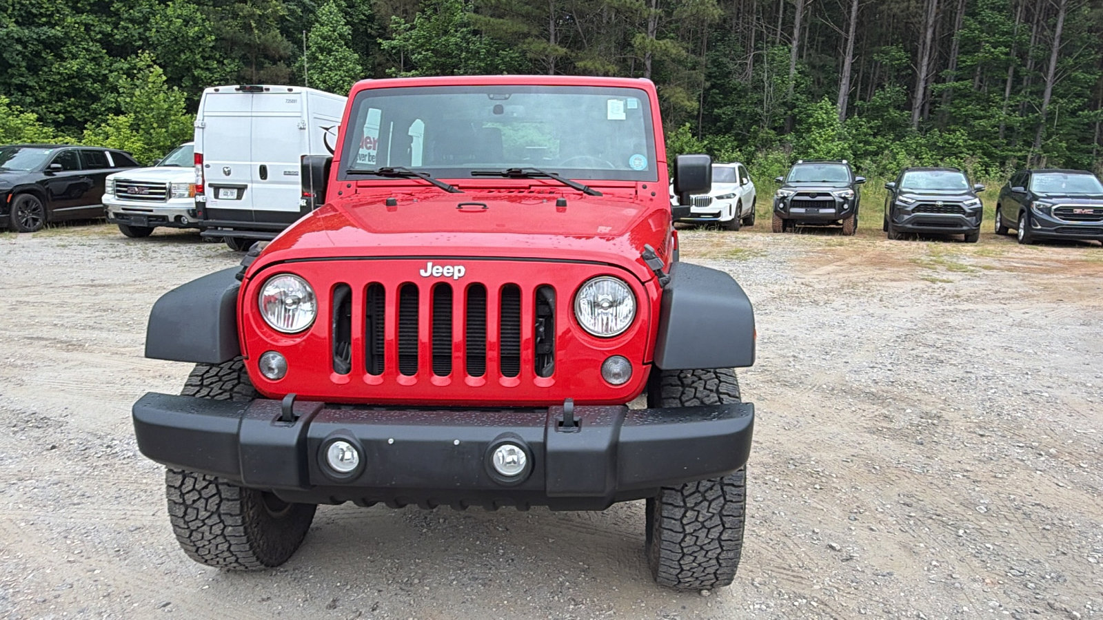 Used 2015 Jeep Wrangler Rubicon w/ Power Convenience Group AWD/4WD image 3