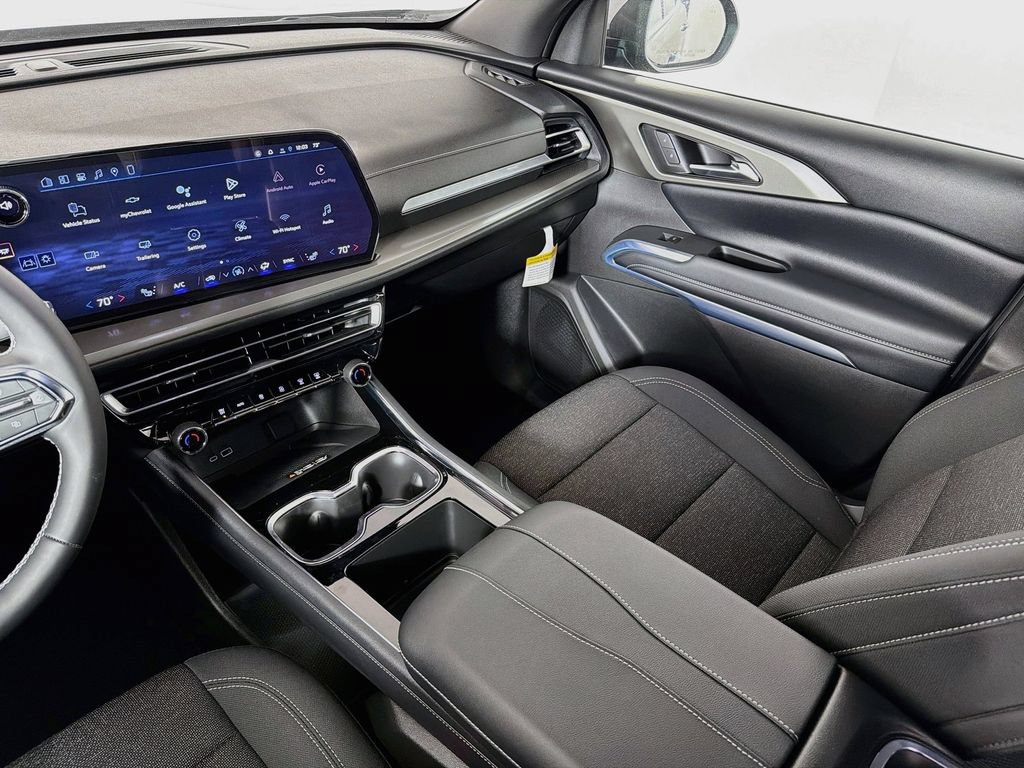 New 2026 Chevrolet Traverse LT w/ LPO, Floor Liner Package AWD/4WD image 23