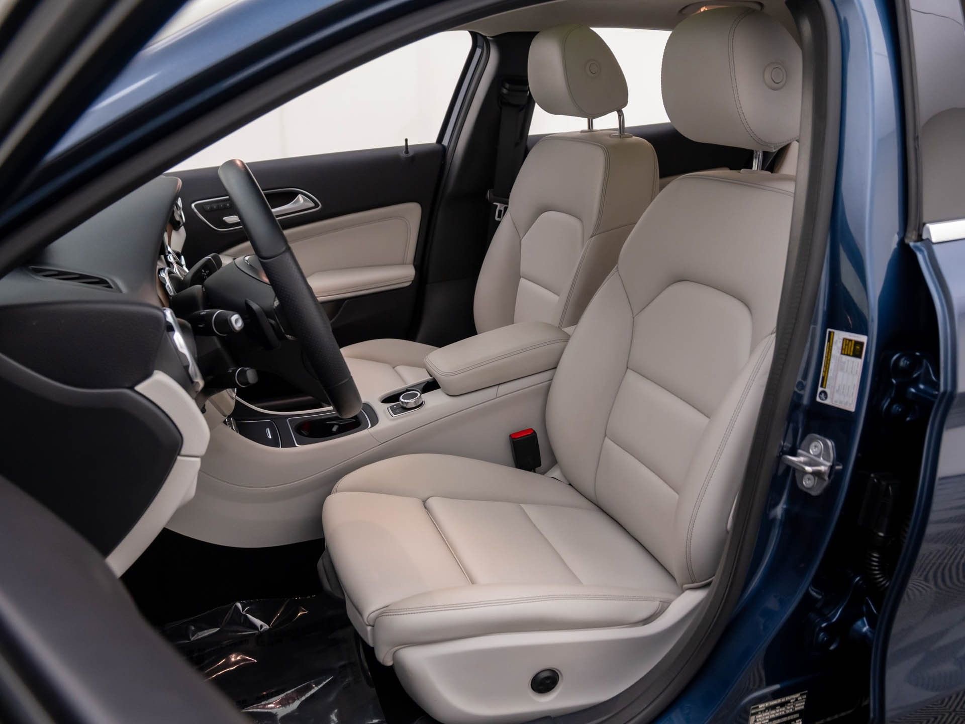 Used 2019 Mercedes-Benz GLA 250 GLA 250 image 15