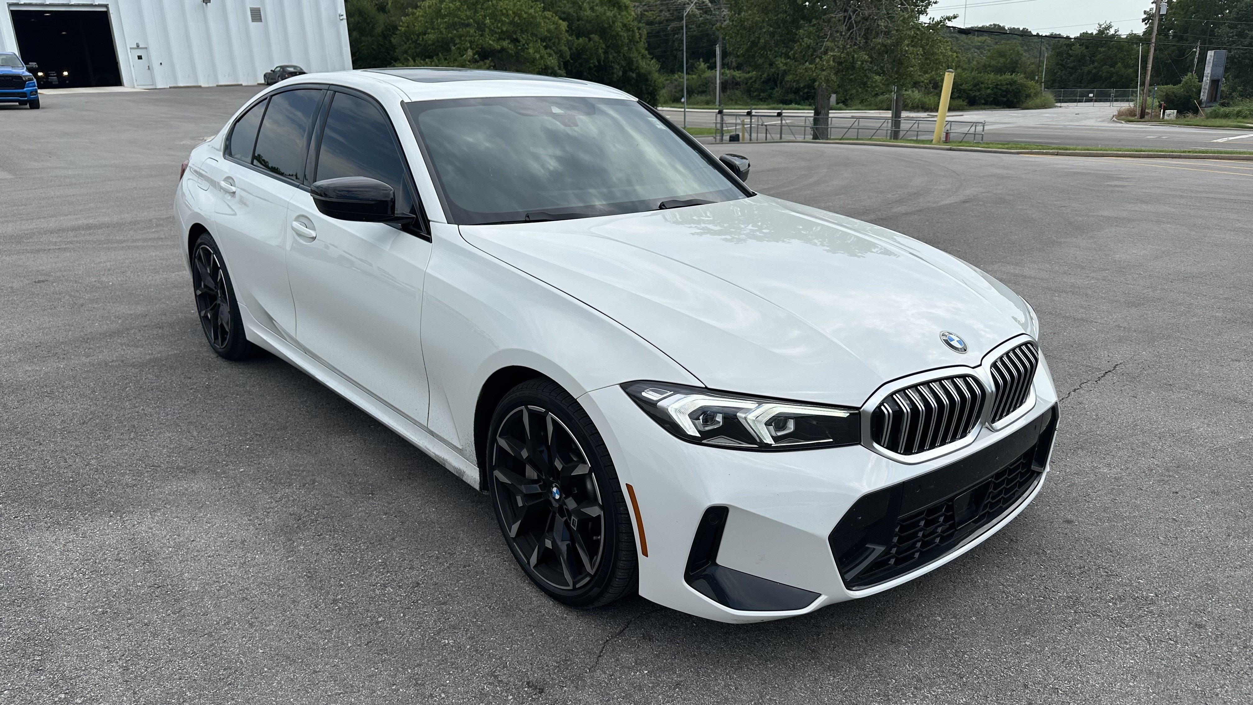 Used 2025 BMW 330i xDrive Sedan w/ M Sport Package AWD/4WD image 2