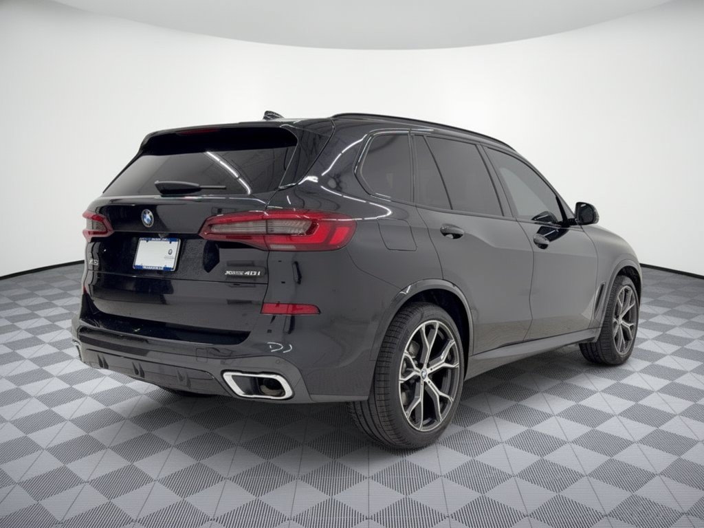 Used 2022 BMW X5 xDrive40i w/ M Sport Package AWD/4WD image 9