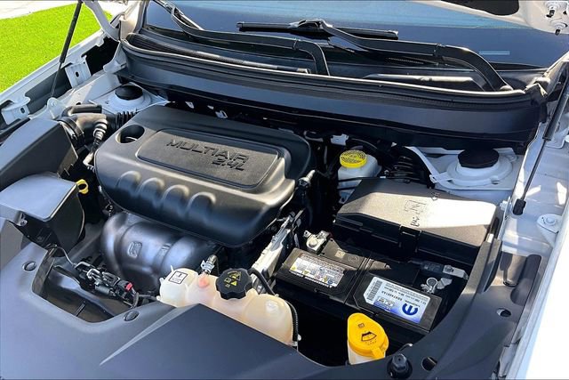 Used 2023 Jeep Cherokee Altitude Lux image 32