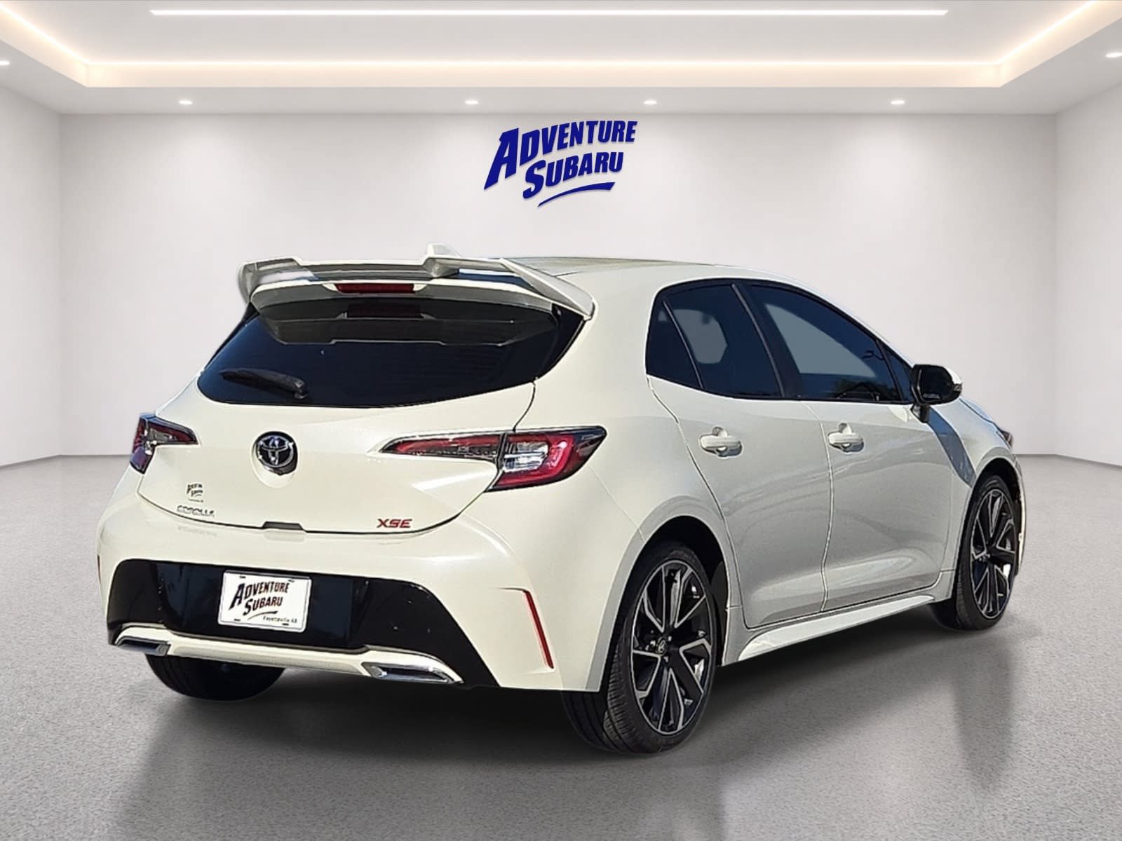Used 2019 Toyota Corolla XSE FWD image 6