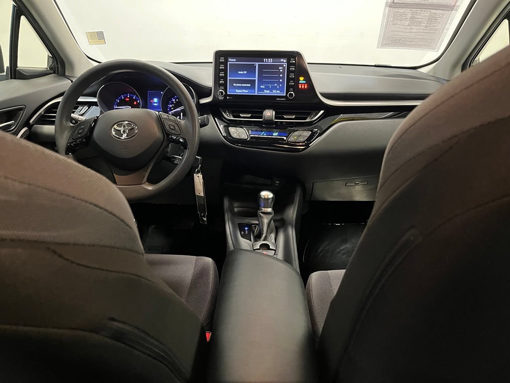Used 2020 Toyota C-HR LE FWD image 17