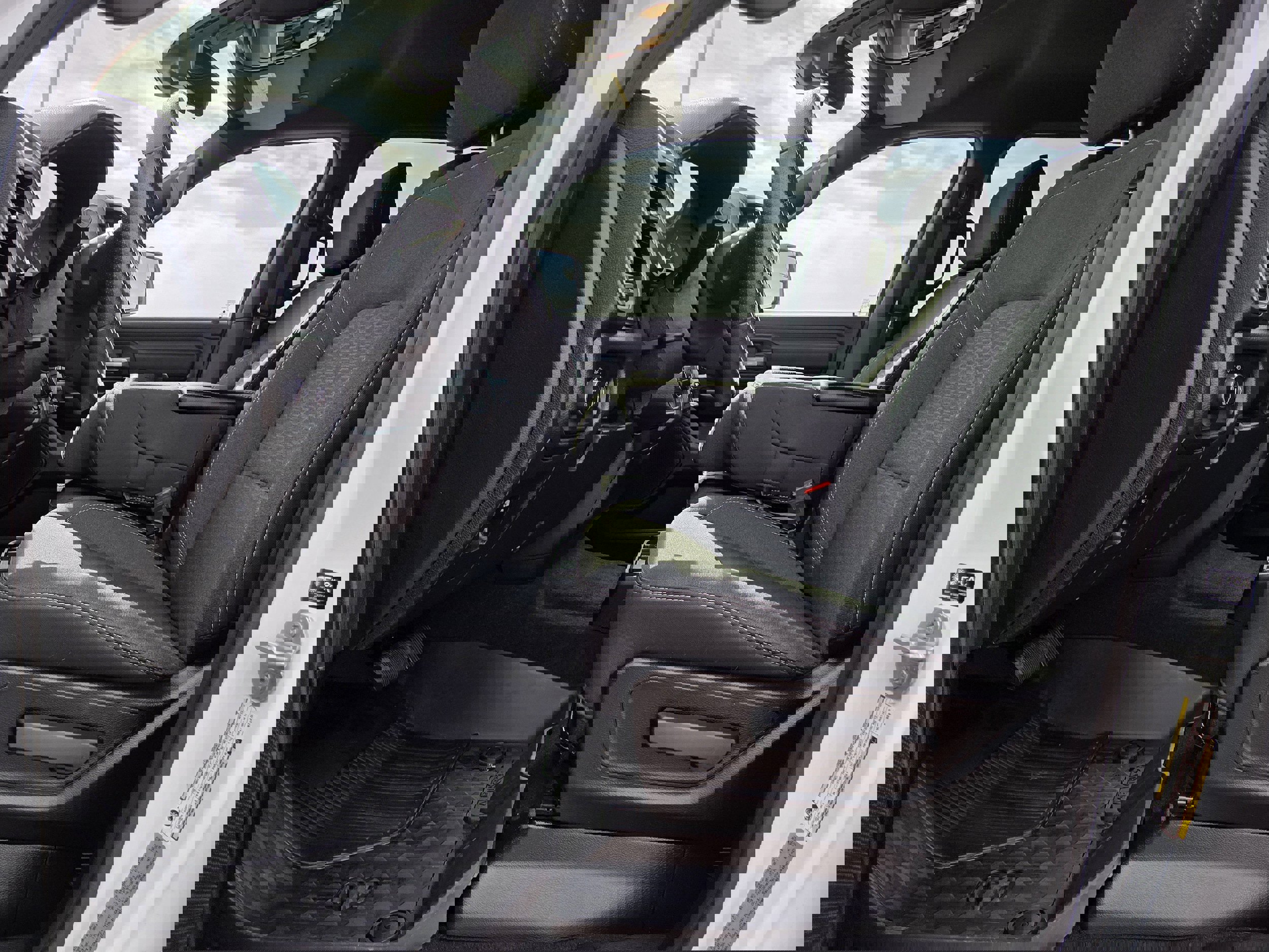 Used 2025 RAM 1500 Classic Warlock image 14