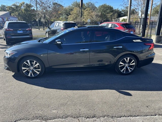 Used 2017 Nissan Maxima Platinum image 2