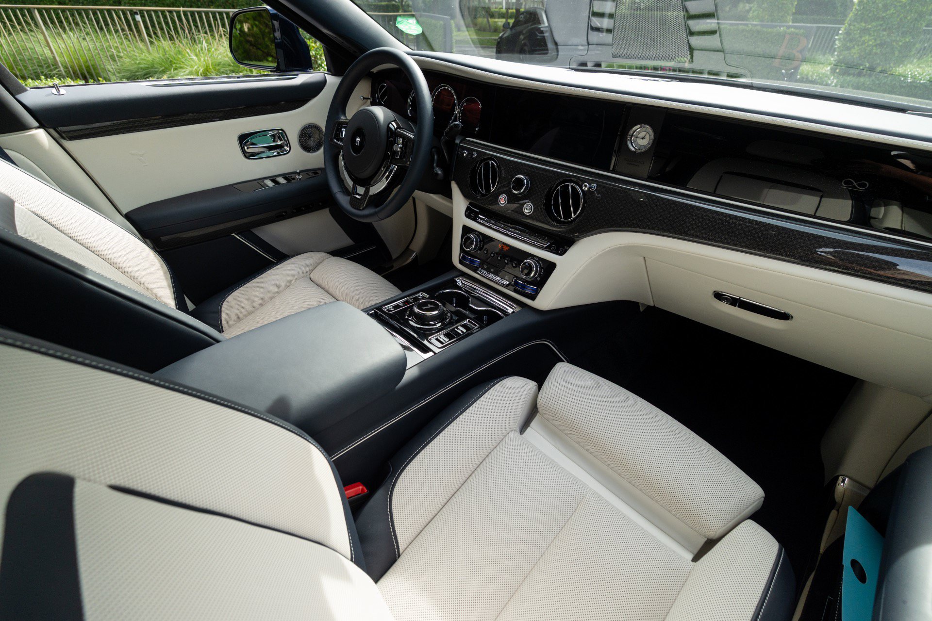 Used 2023 Rolls-Royce Ghost Black Badge w/ Black Badge Ghost Package AWD/4WD image 79