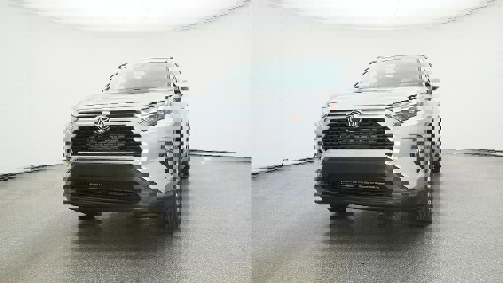 New 2025 Toyota RAV4 XLE image 32