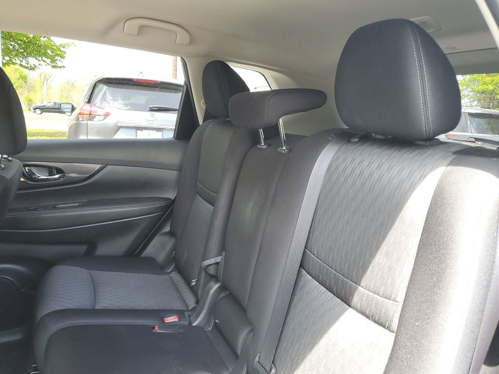 Used 2019 Nissan Rogue SV w/ Premium Package AWD/4WD image 26