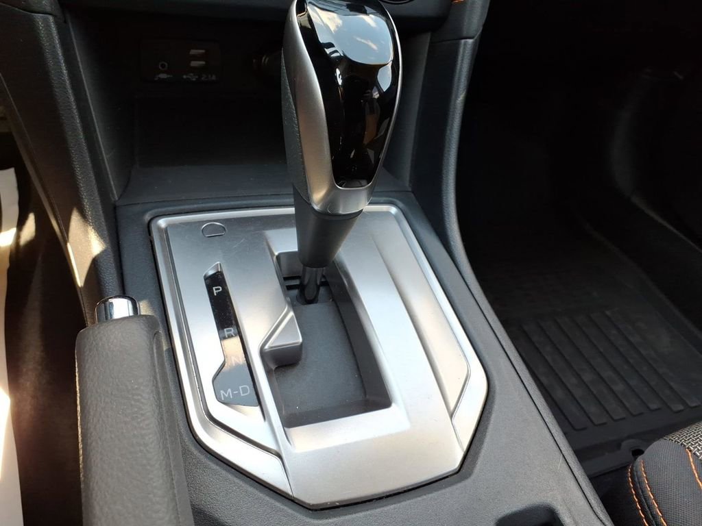 Used 2020 Subaru Crosstrek 2.0i Premium w/ Moonroof Package 2 image 24