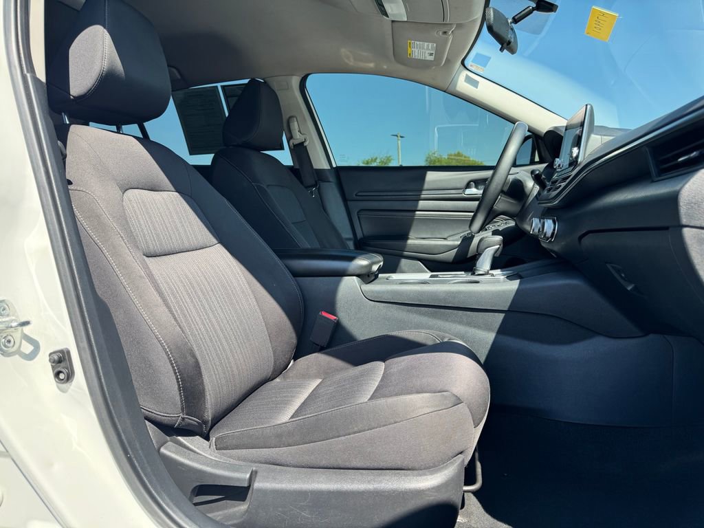 Used 2019 Nissan Altima 2.5 S FWD image 15