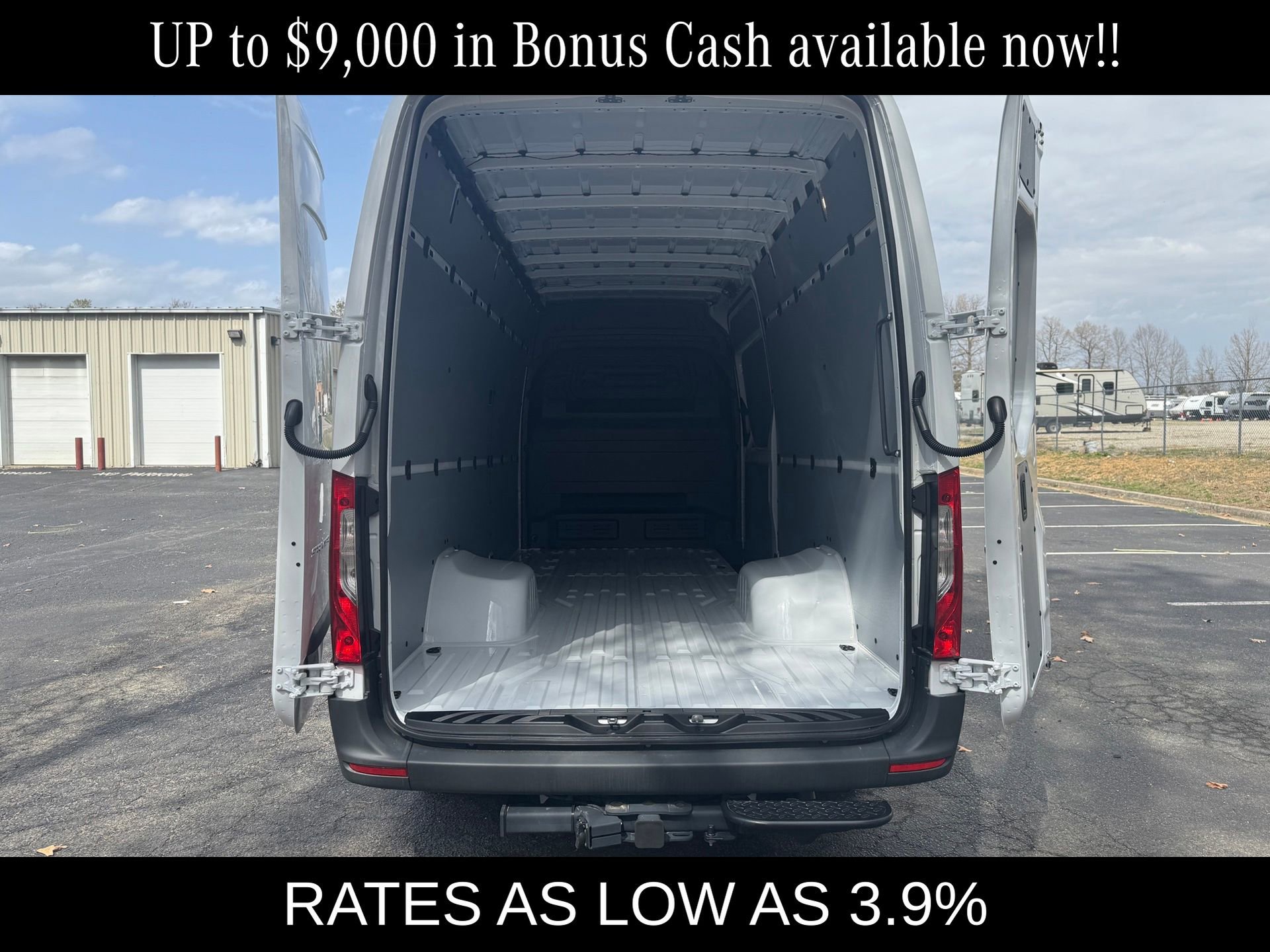 New 2025 Mercedes-Benz Sprinter 4500 image 27