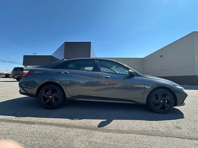 New 2026 Hyundai Elantra Sport FWD image 9