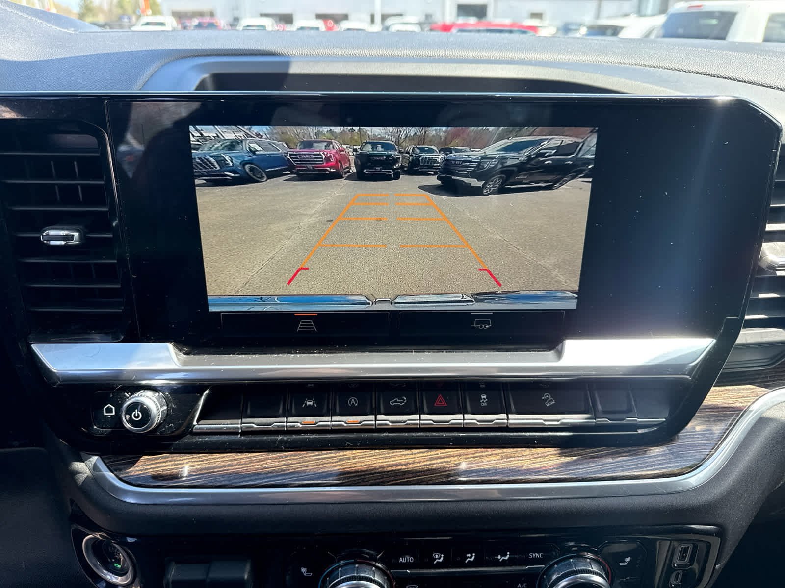 Used 2023 GMC Sierra 1500 Elevation AWD/4WD image 18