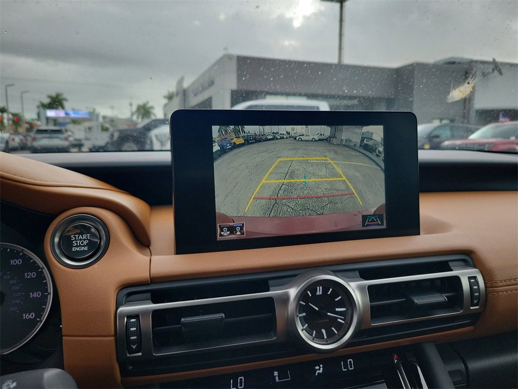 Used 2022 Lexus IS 300 image 21