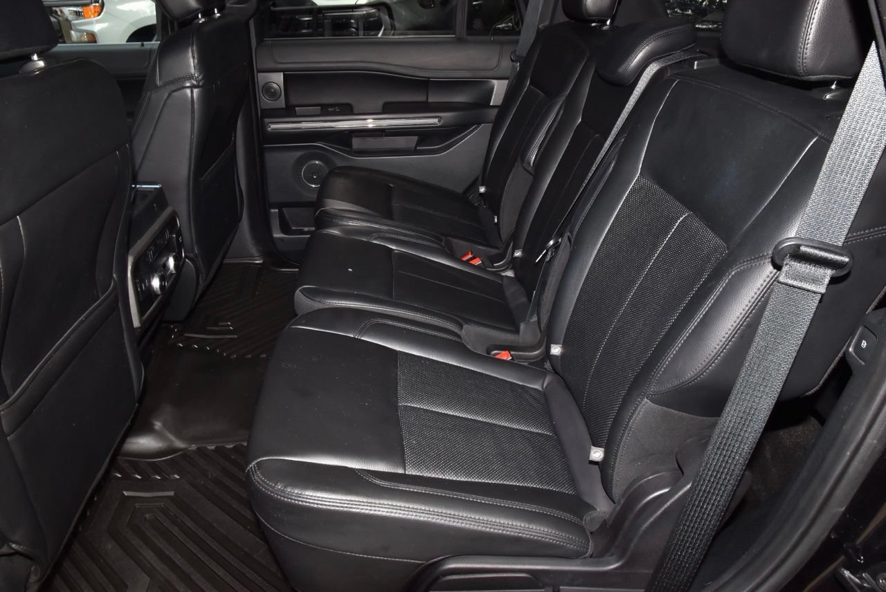 Used 2019 Ford Expedition XLT w/ Equipment Group 202A RWD image 14