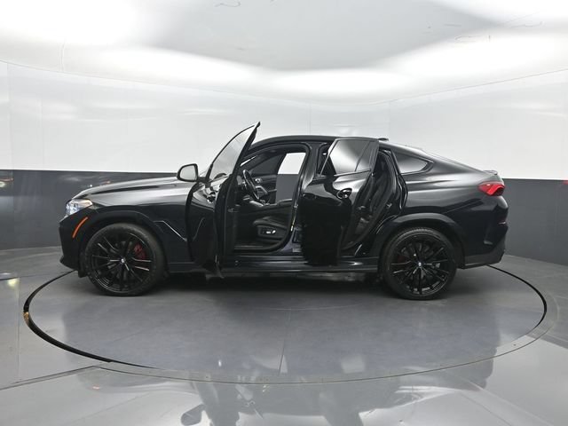 Used 2021 BMW X6 sDrive40i w/ Executive Package RWD image 40