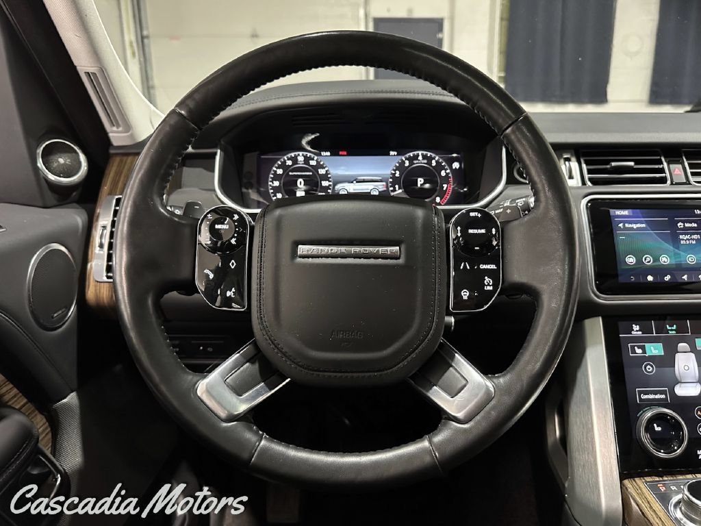 Used 2018 Land Rover Range Rover Supercharged AWD/4WD image 36