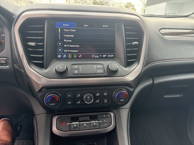 Certified 2021 GMC Acadia AT4 w/ Preferred Package image 14