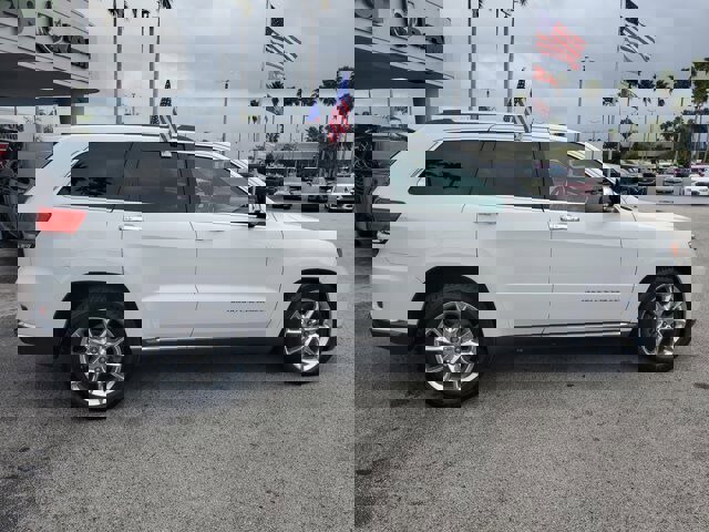 Used 2014 Jeep Grand Cherokee Summit w/ Trailer Tow Group IV image 8