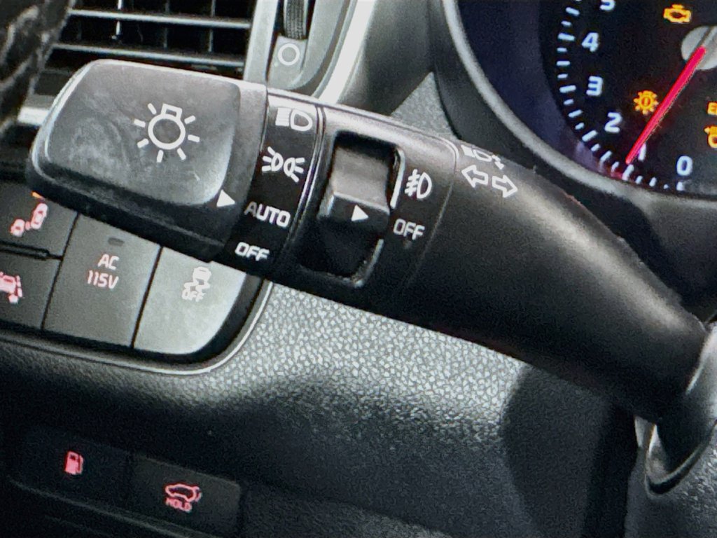 Used 2019 Kia Sorento SX FWD image 12