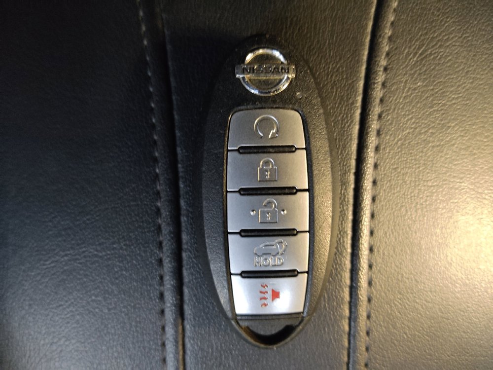 Used 2019 Nissan Rogue SV FWD image 32
