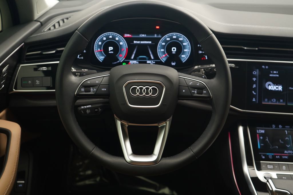 Used 2023 Audi Q7 2.0T Premium Plus w/ Premium Plus Package AWD/4WD image 9