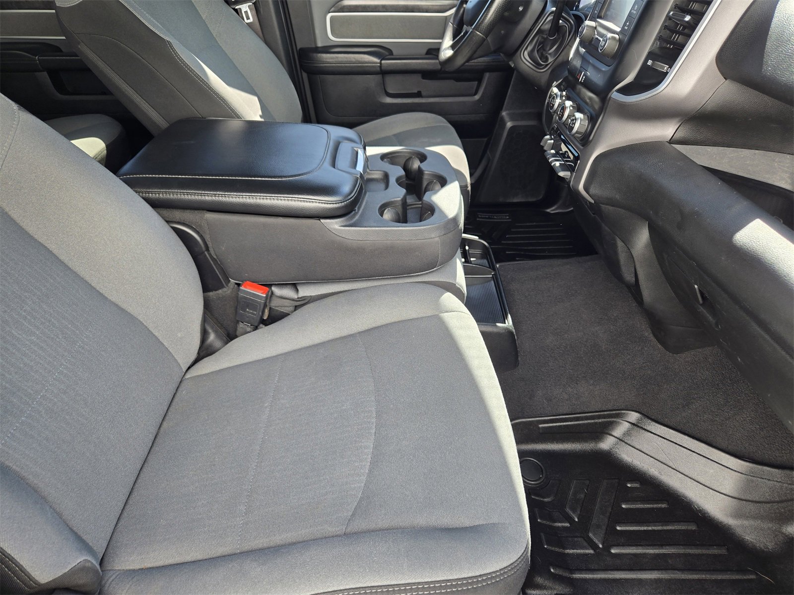 Used 2021 RAM 2500 Big Horn image 13