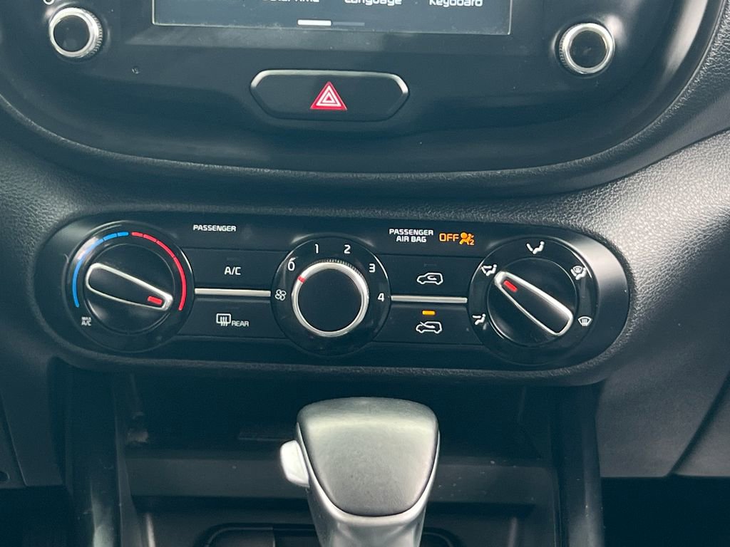 Used 2020 Kia Soul GT-Line FWD image 23