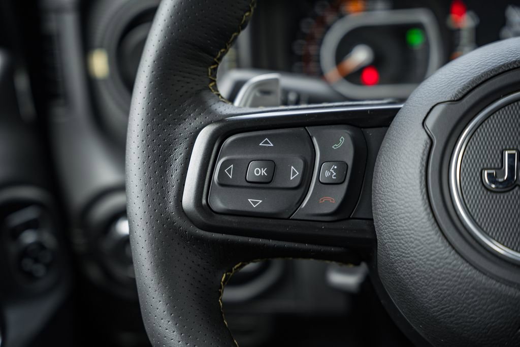 New 2025 Jeep Wrangler Rubicon 392 image 31