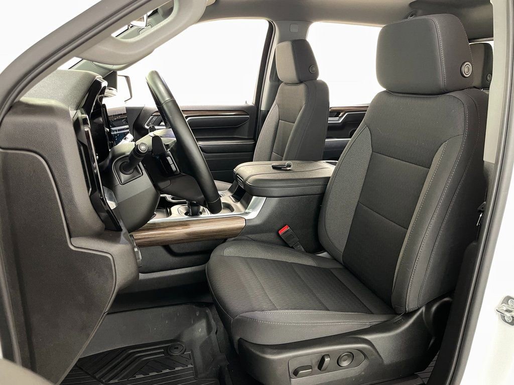 Used 2025 Chevrolet Silverado 1500 RST w/ Convenience Package II image 25