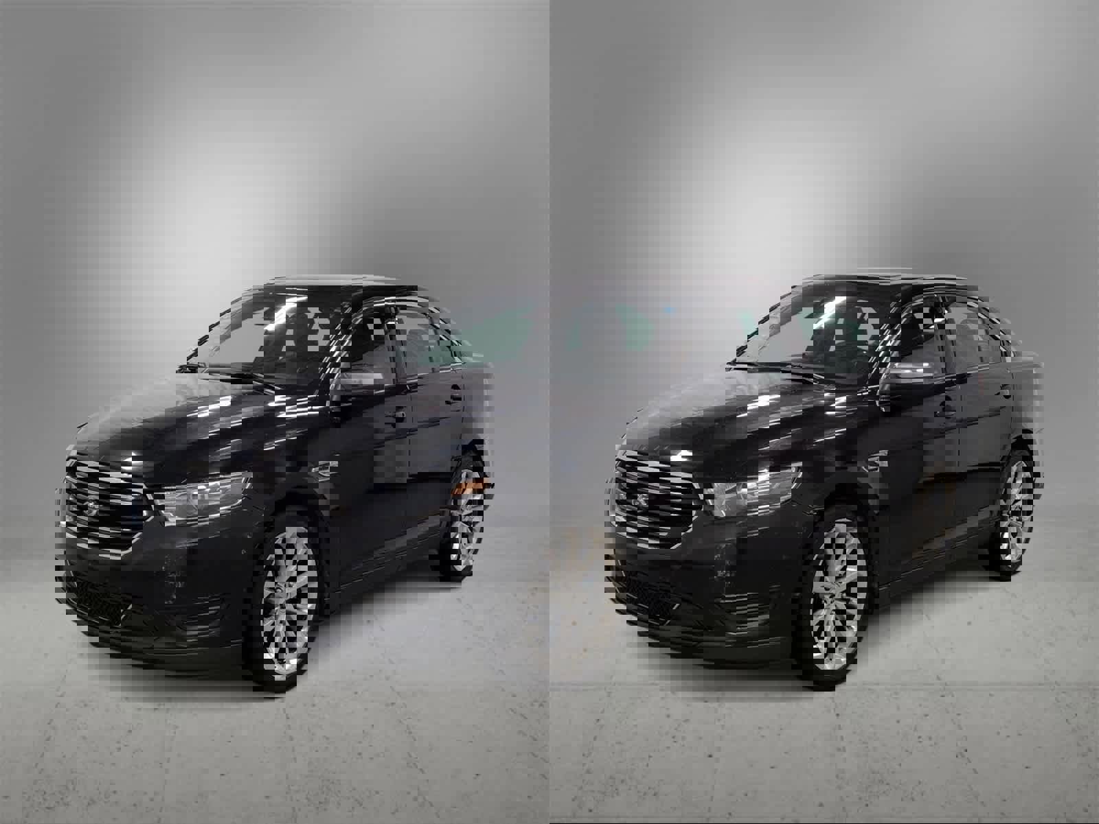 Used 2016 Ford Taurus Limited w/ Equipment Group 301A image 4