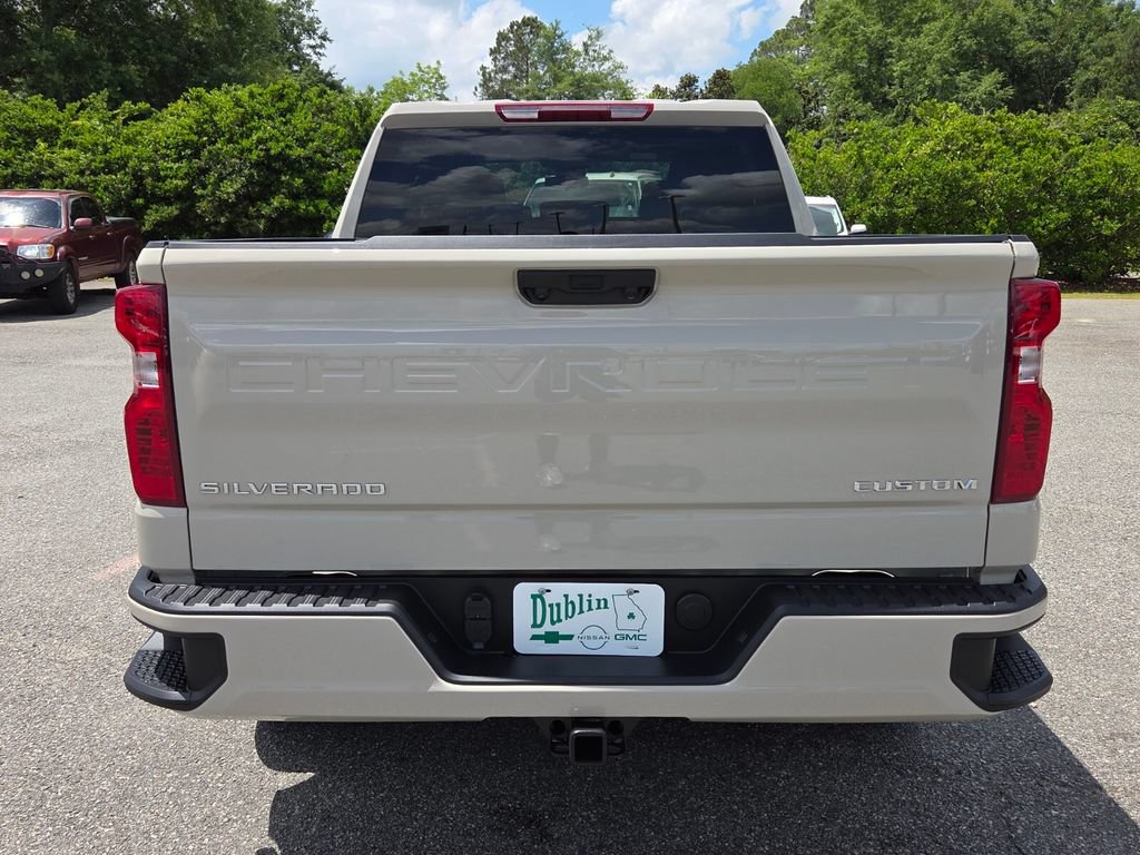 New 2026 Chevrolet Silverado 1500 Custom RWD image 9