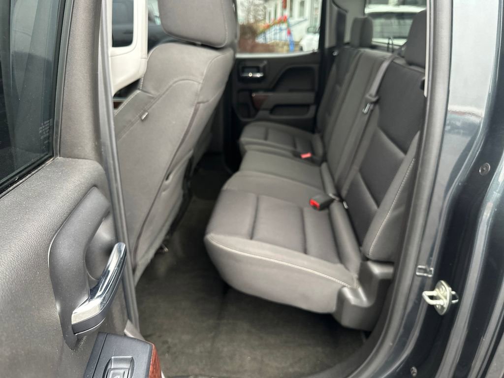 Used 2017 GMC Sierra 1500 SLE image 25