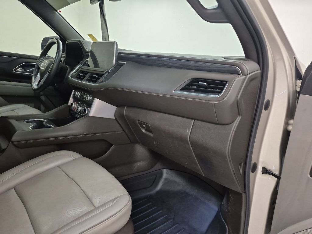 Used 2021 GMC Yukon SLT w/ SLT Premium Package image 30