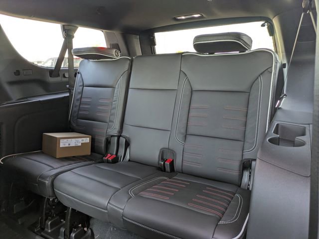 New 2026 GMC Yukon XL AT4 Ultimate w/ LPO, Illumination Package image 16