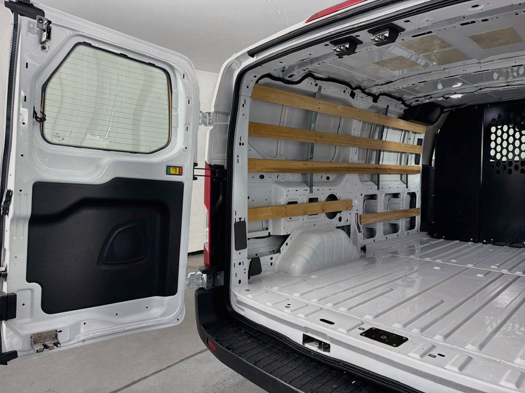 Used 2025 Ford Transit 250 Low Roof w/ Exterior Upgrade Package RWD image 31