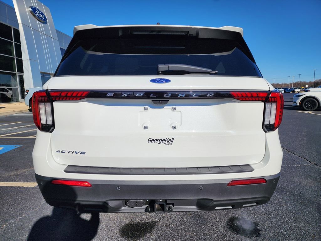New 2026 Ford Explorer Active image 7