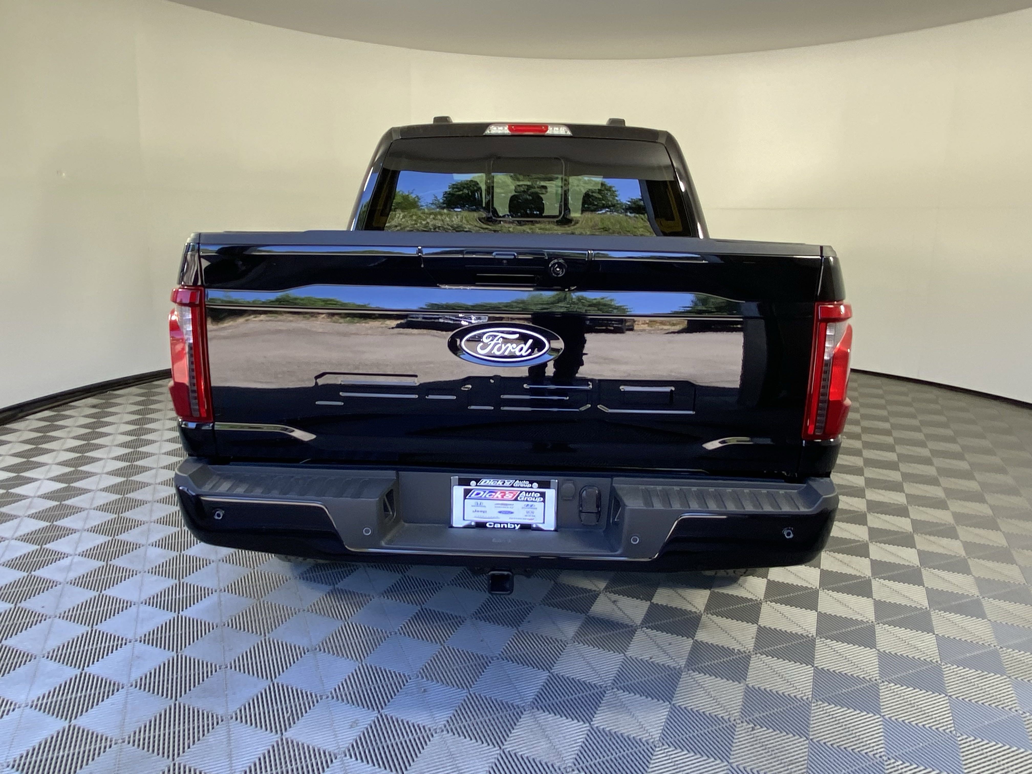 New 2025 Ford F150 XLT w/ Equipment Group 302A MID image 4