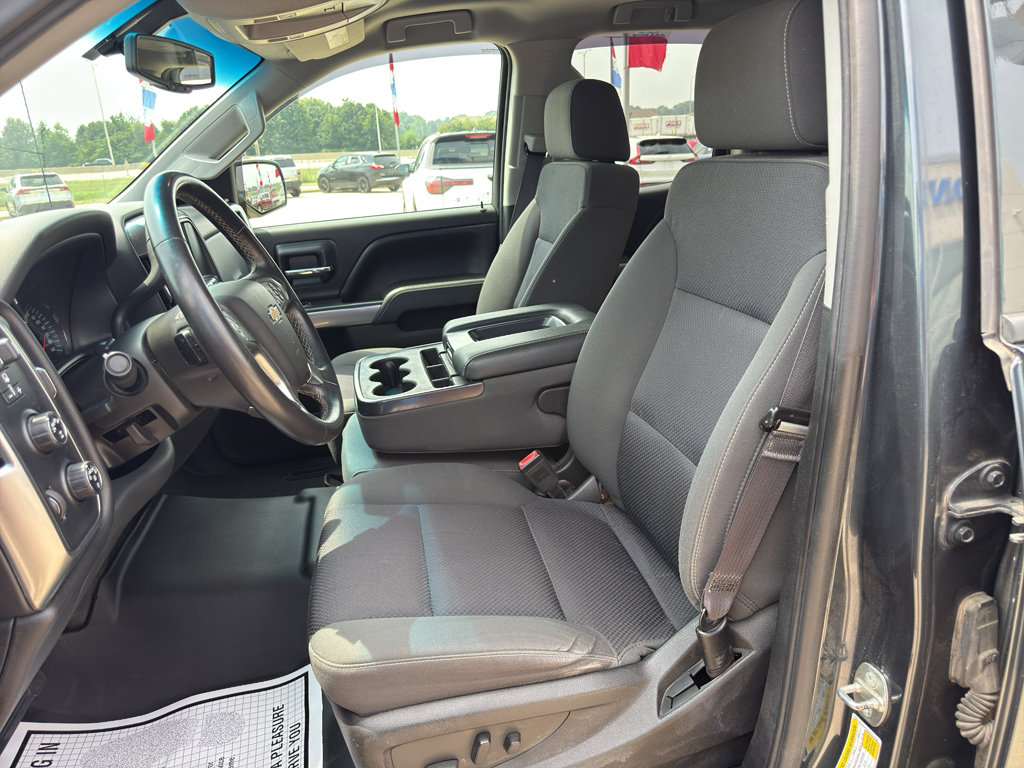 Used 2017 Chevrolet Silverado 1500 LT w/ All Star Edition AWD/4WD image 10