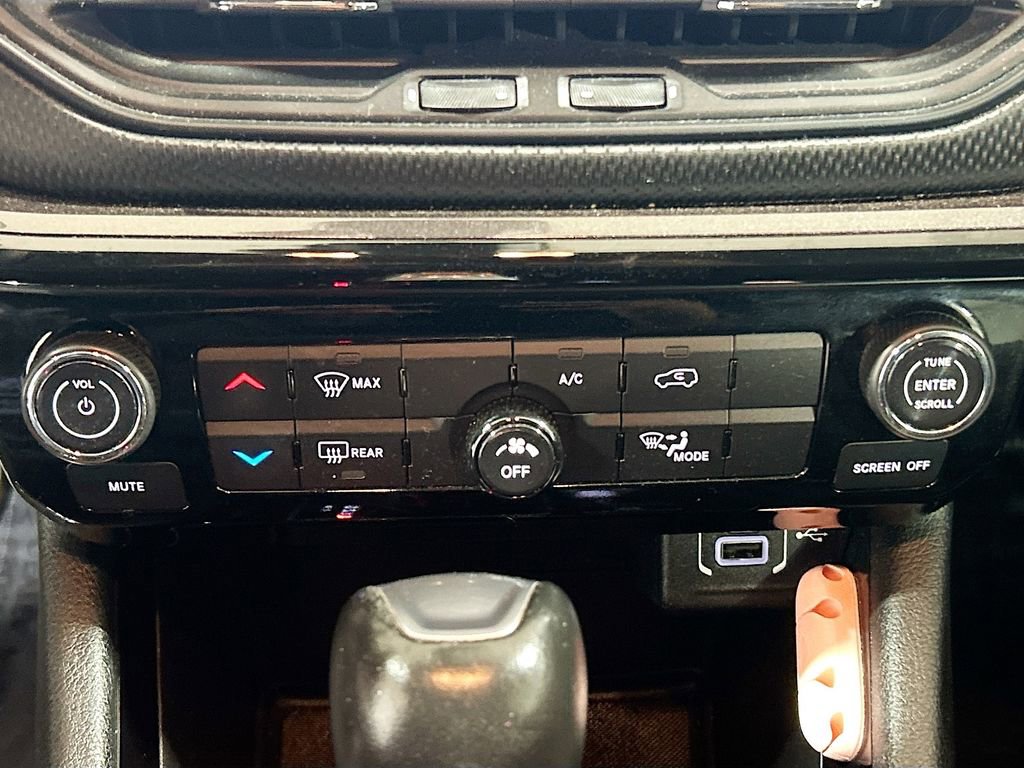 Used 2023 Jeep Compass Altitude image 13