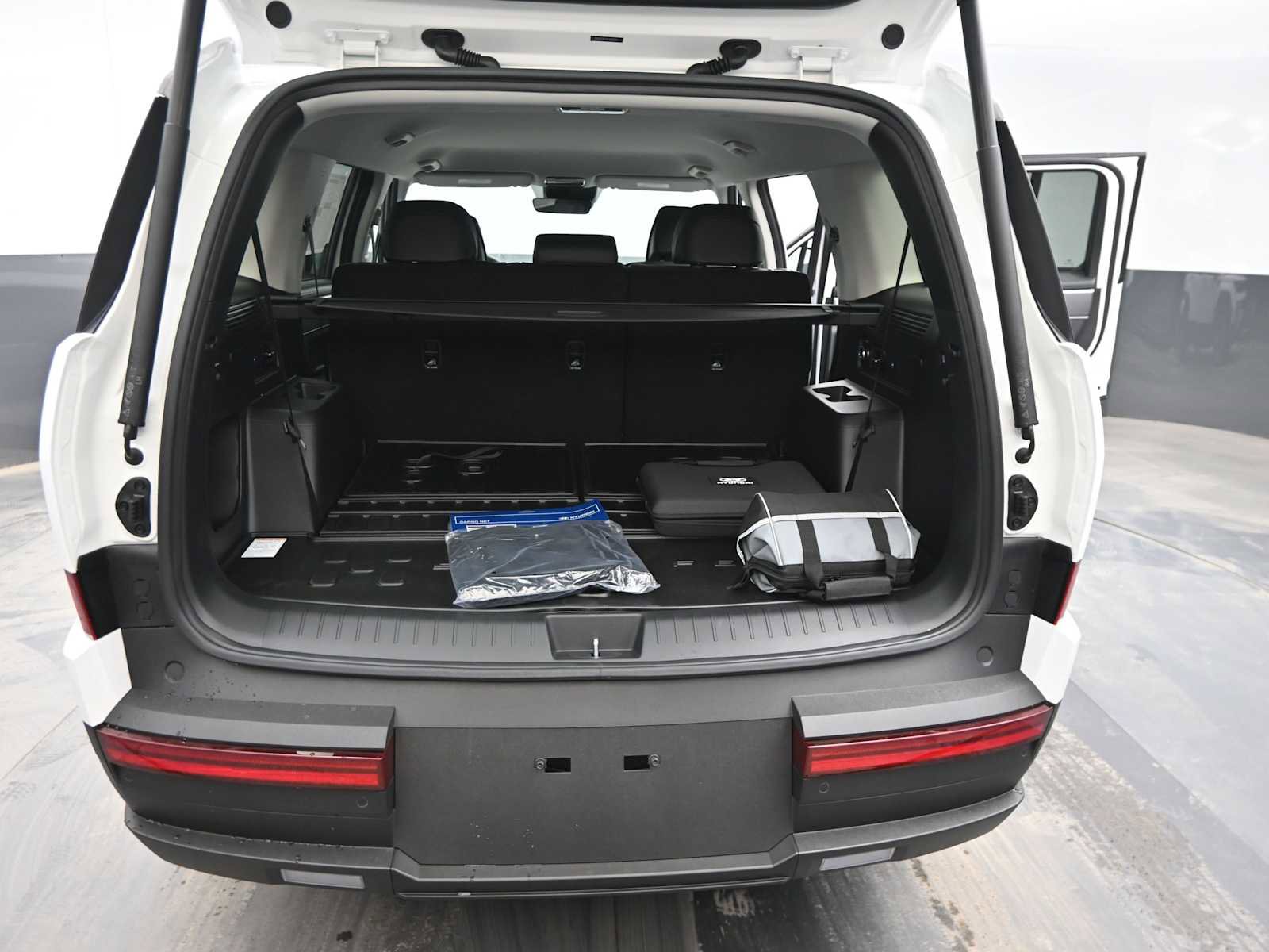 New 2026 Hyundai Santa Fe SEL image 13