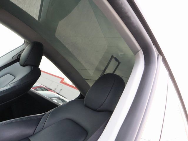 Used 2023 Tesla Model Y Long Range image 35