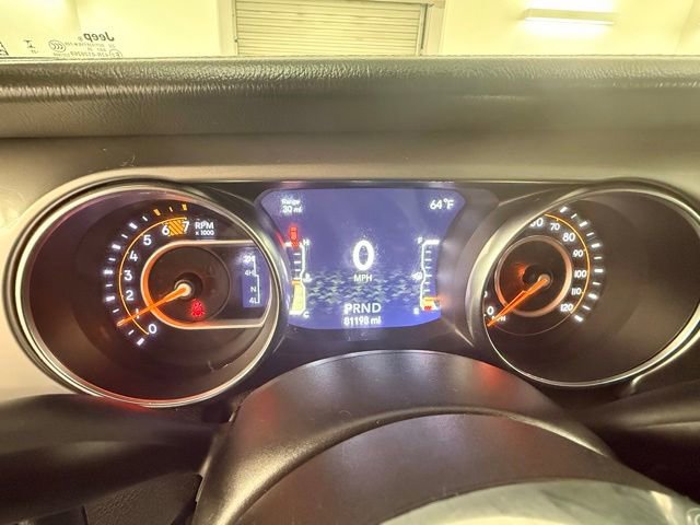 Used 2020 Jeep Wrangler Unlimited Sahara AWD/4WD image 24