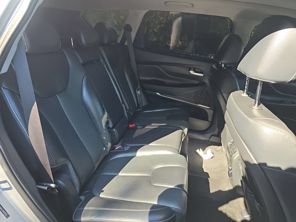 Used 2021 Hyundai Santa Fe Limited w/ Cargo Package FWD image 16