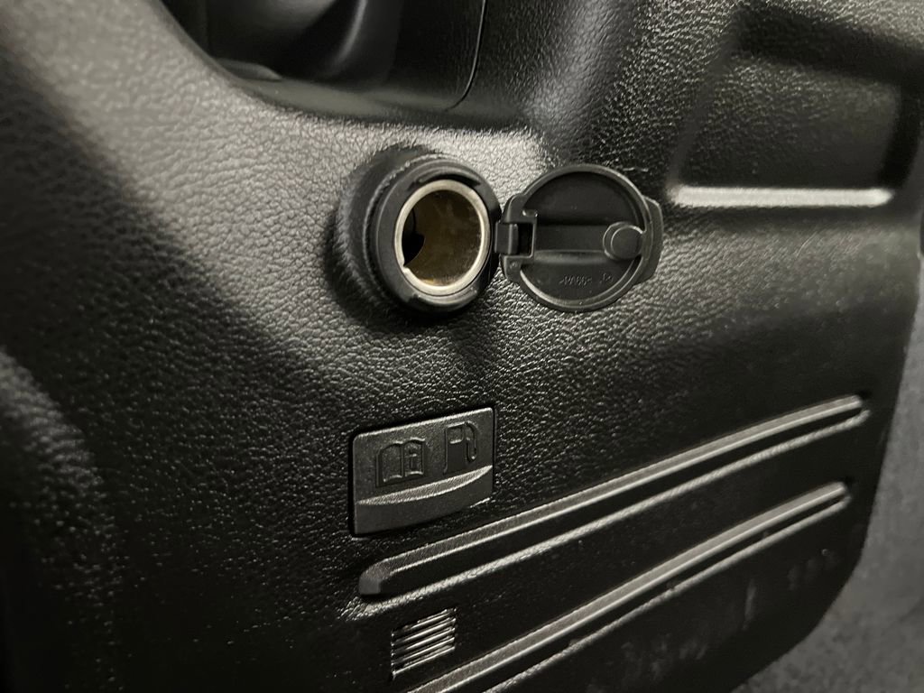 Used 2022 Jeep Wrangler Unlimited Sahara w/ Cold Weather Group image 31